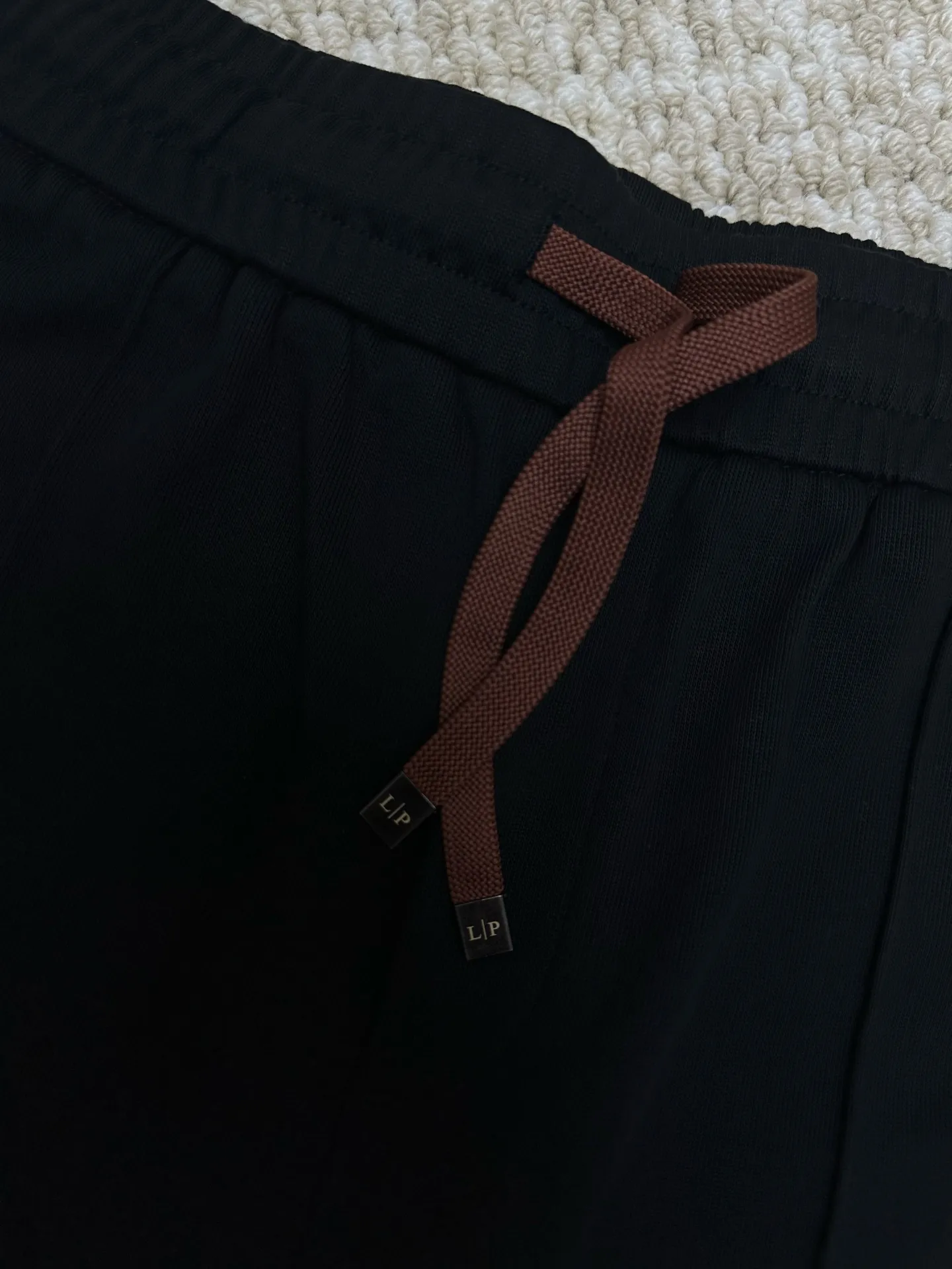 LP 26New Arrival cotton waist drawstring embroidered shorts, same style high version for men and women. Sizes: S.M.L.XL.XXL.
